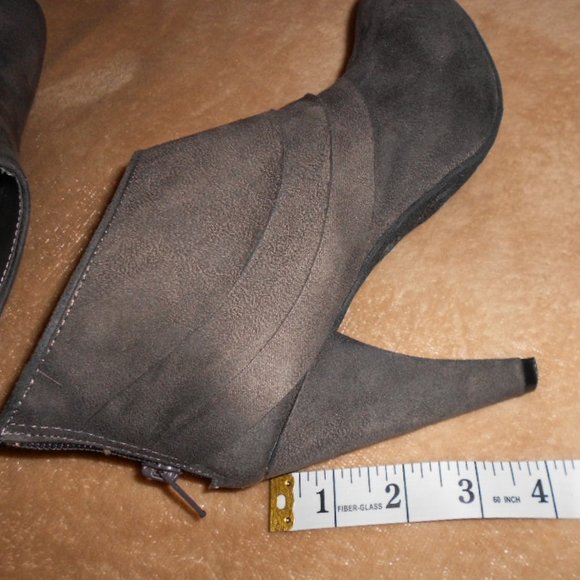 Missimo Gray Booties! - Picture 2 of 7